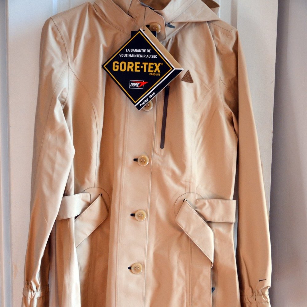 NEW NIKE ACG gore-tex long RAINCOAT